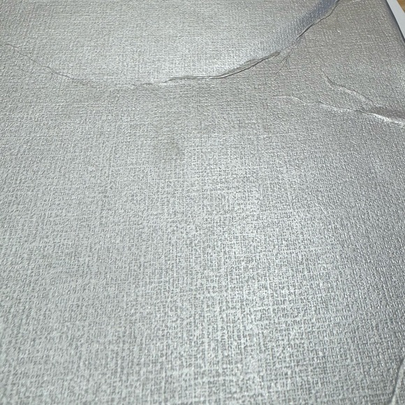 Beautiful beaded necklace with multiple strands - Picture 3 of 3